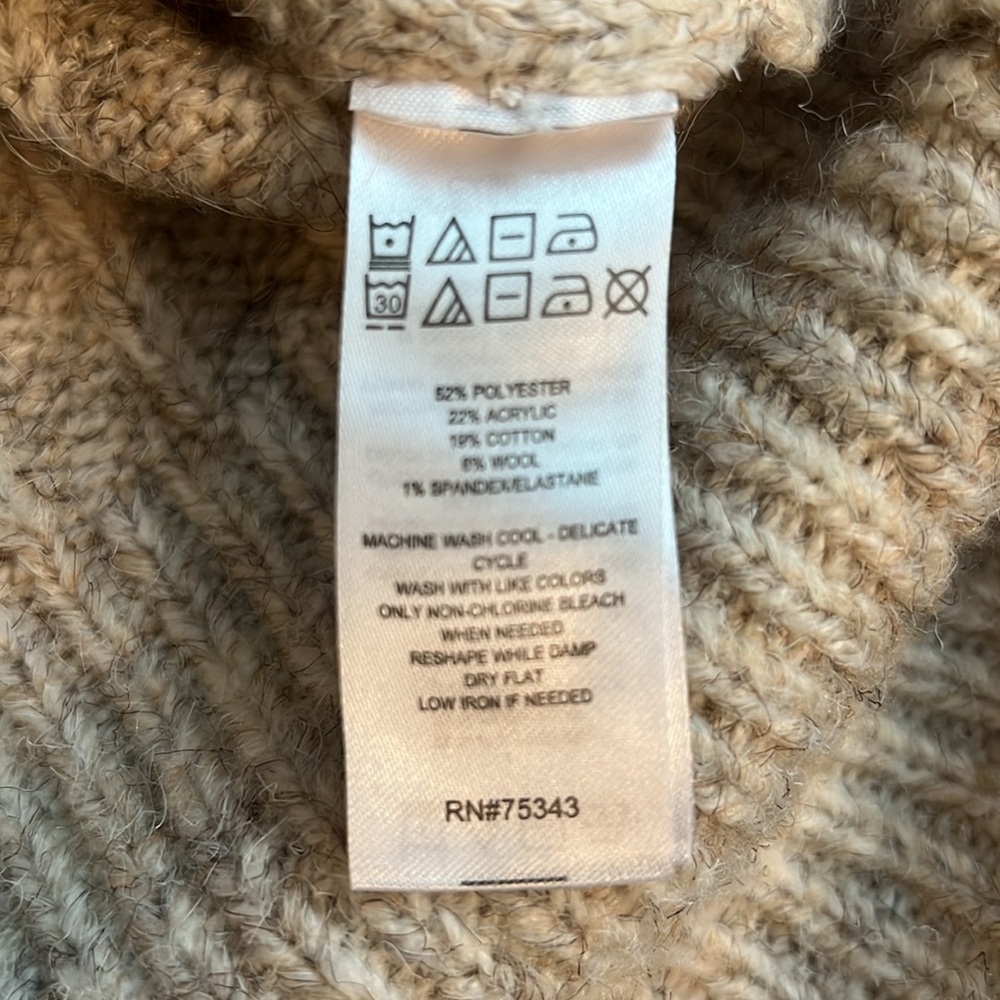 William Rast sweater - Picture 4 of 10